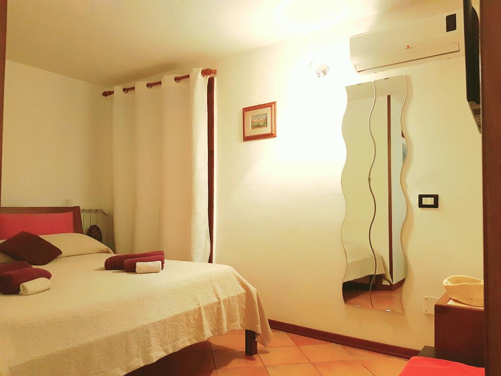 B&B Via Dei Mille 那不勒斯 外观 照片